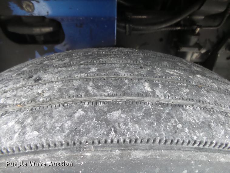 image for item DB7344 2006 International 9200i semi truck