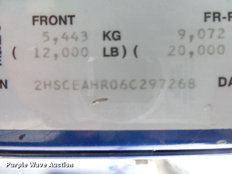 image for item DB7344 2006 International 9200i semi truck