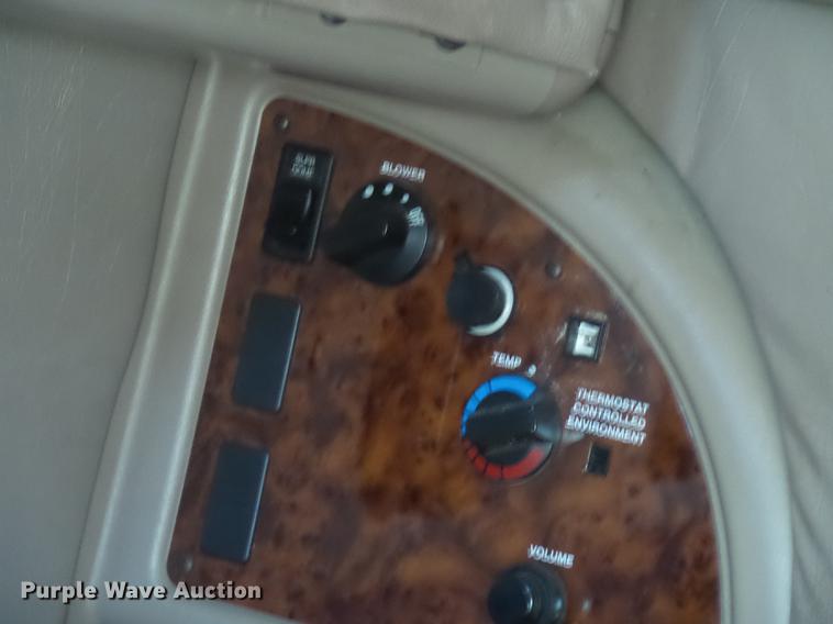 image for item DB7348 2007 International 9400i semi truck