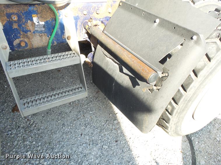 image for item DB7349 1998 Peterbilt 377 semi truck