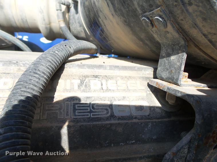 image for item DB7349 1998 Peterbilt 377 semi truck