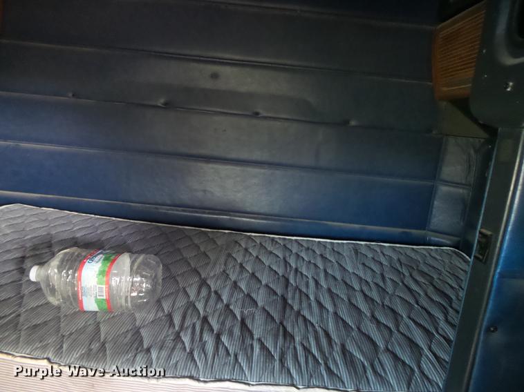 image for item DB7349 1998 Peterbilt 377 semi truck