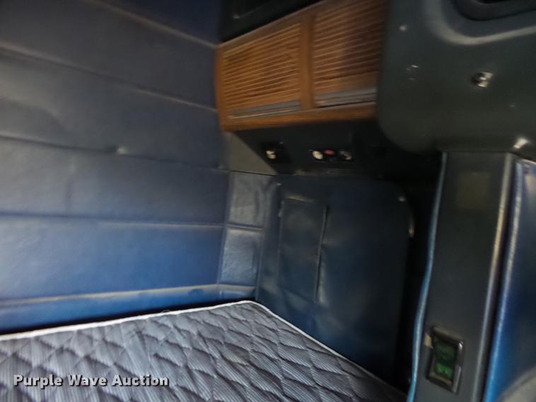 image for item DB7349 1998 Peterbilt 377 semi truck