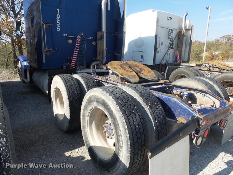 image for item DB7350 1999 Peterbilt 377 semi truck