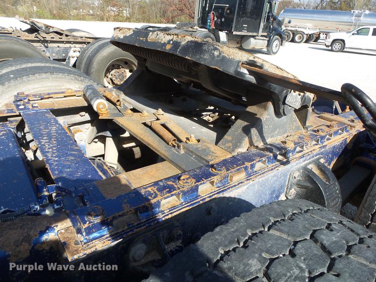 image for item DB7350 1999 Peterbilt 377 semi truck