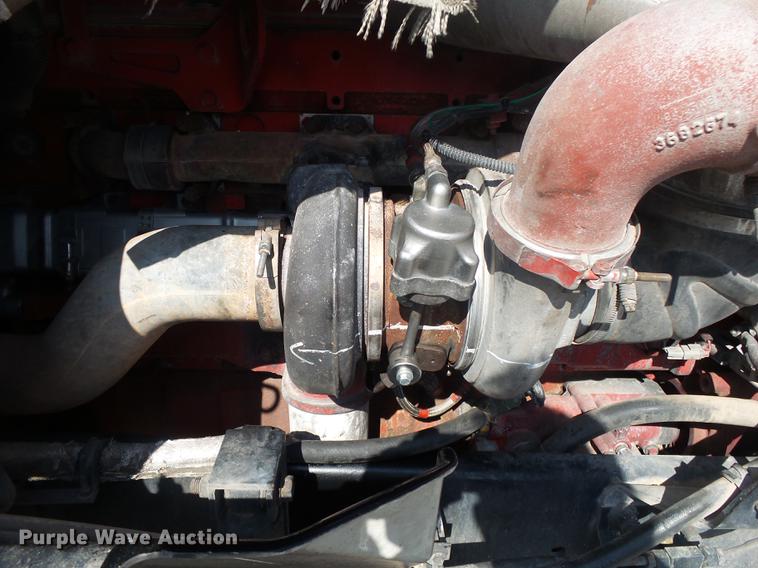 image for item DB7352 2007 International 9400i semi truck