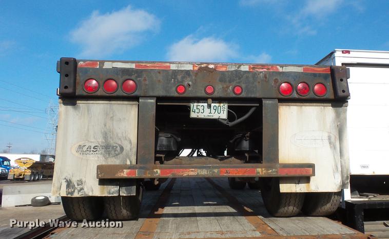 image for item DB8009 2002 Transcraft TL-2000-W2 flatbed trailer