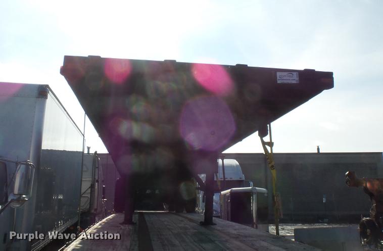 image for item DB8009 2002 Transcraft TL-2000-W2 flatbed trailer