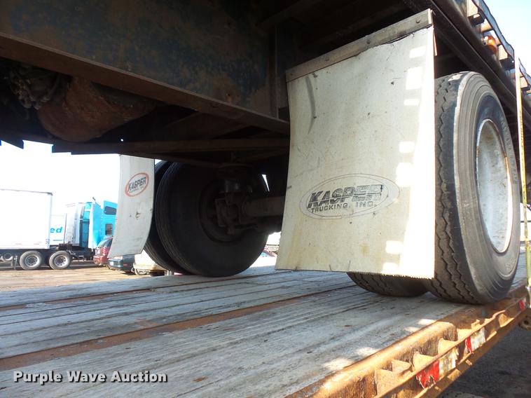 image for item DB8009 2002 Transcraft TL-2000-W2 flatbed trailer