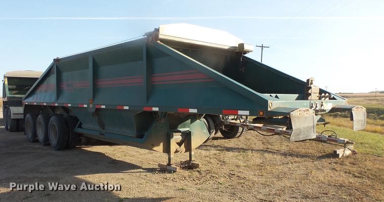 image for item DB8054 2000 R-way 3521TRI bottom dump trailer