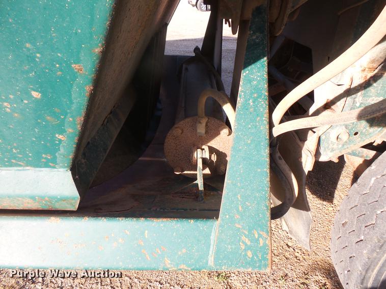 image for item DB8054 2000 R-way 3521TRI bottom dump trailer