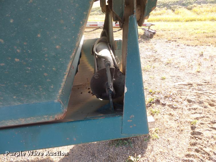 image for item DB8054 2000 R-way 3521TRI bottom dump trailer