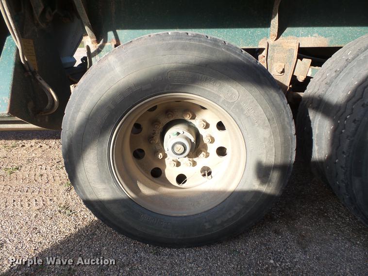 image for item DB8054 2000 R-way 3521TRI bottom dump trailer