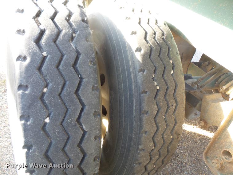 image for item DB8054 2000 R-way 3521TRI bottom dump trailer