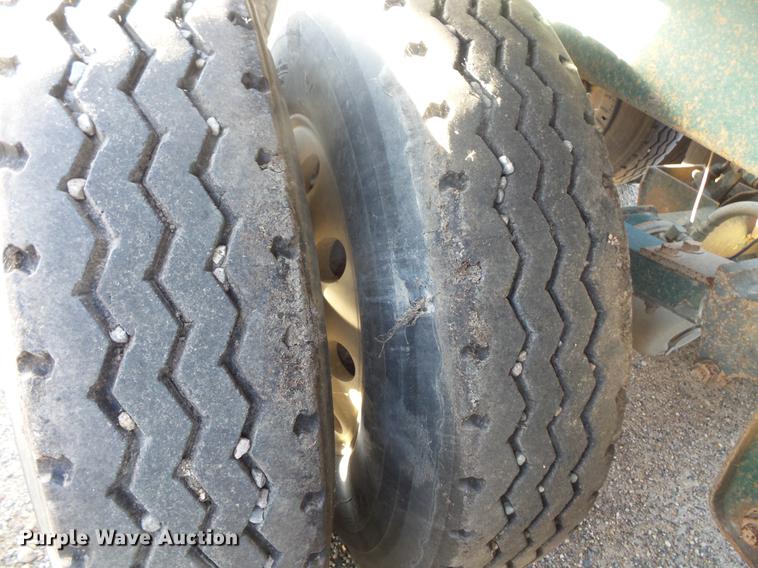 image for item DB8054 2000 R-way 3521TRI bottom dump trailer