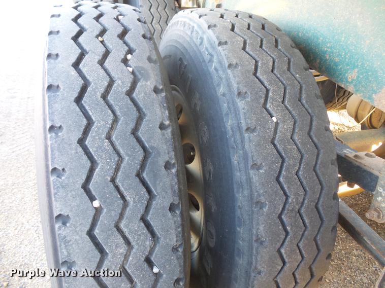 image for item DB8054 2000 R-way 3521TRI bottom dump trailer