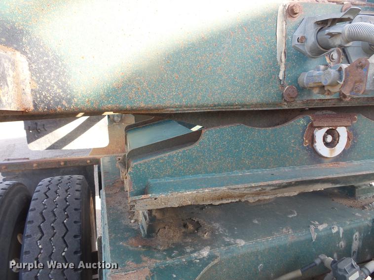 image for item DB8056 2000 R-way 3521TRI bottom dump trailer