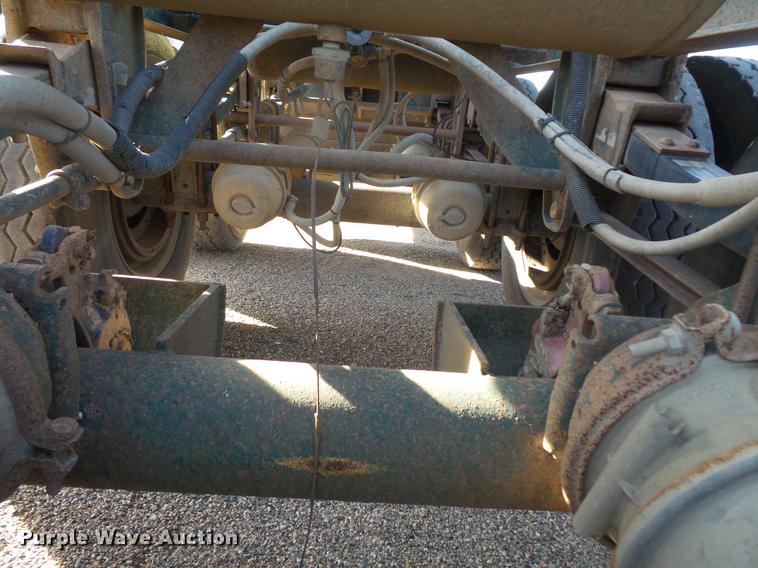 image for item DB8056 2000 R-way 3521TRI bottom dump trailer