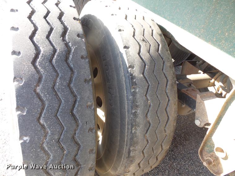 image for item DB8056 2000 R-way 3521TRI bottom dump trailer