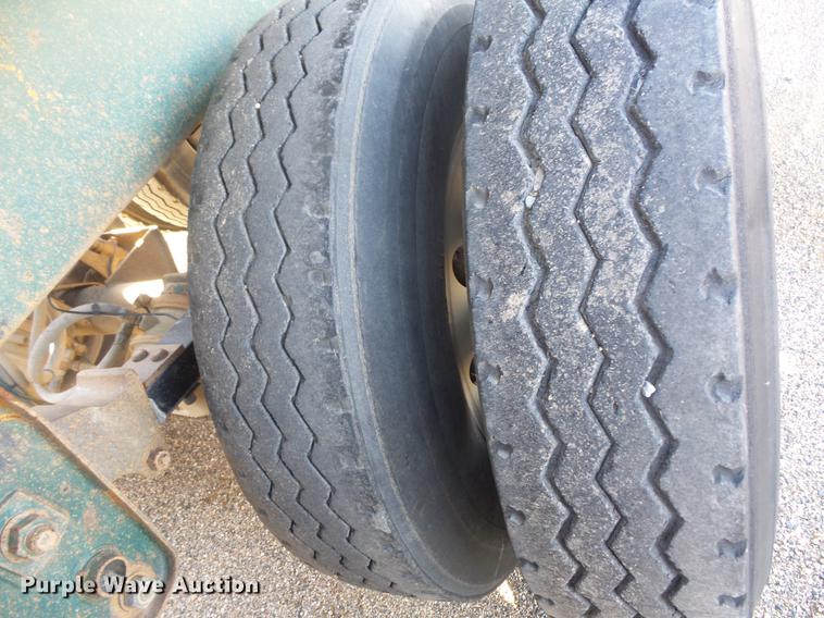 image for item DB8056 2000 R-way 3521TRI bottom dump trailer