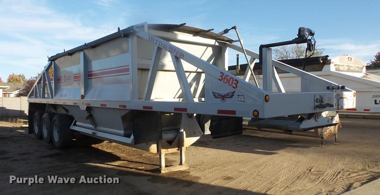 image for item DB8075 2007 R-way bottom dump trailer