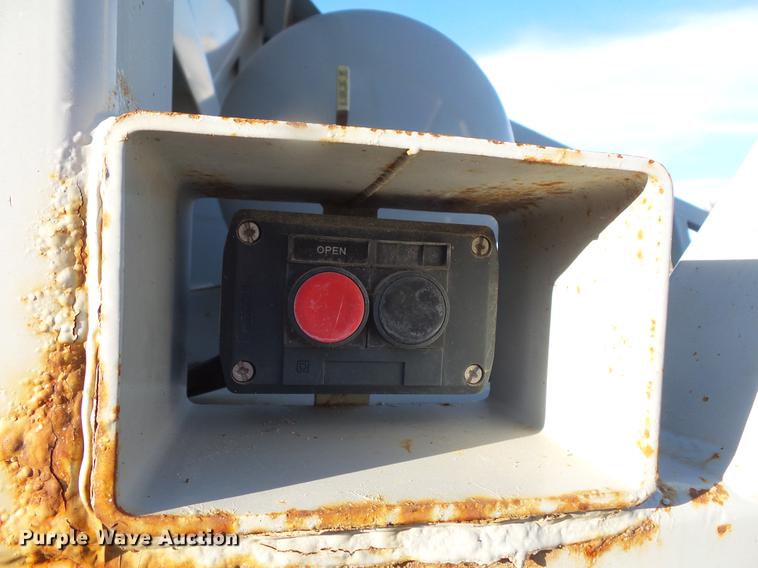 image for item DB8075 2007 R-way bottom dump trailer