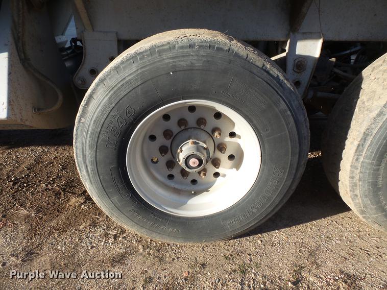 image for item DB8075 2007 R-way bottom dump trailer