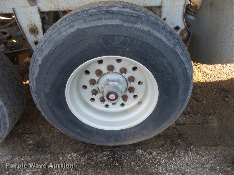 image for item DB8075 2007 R-way bottom dump trailer