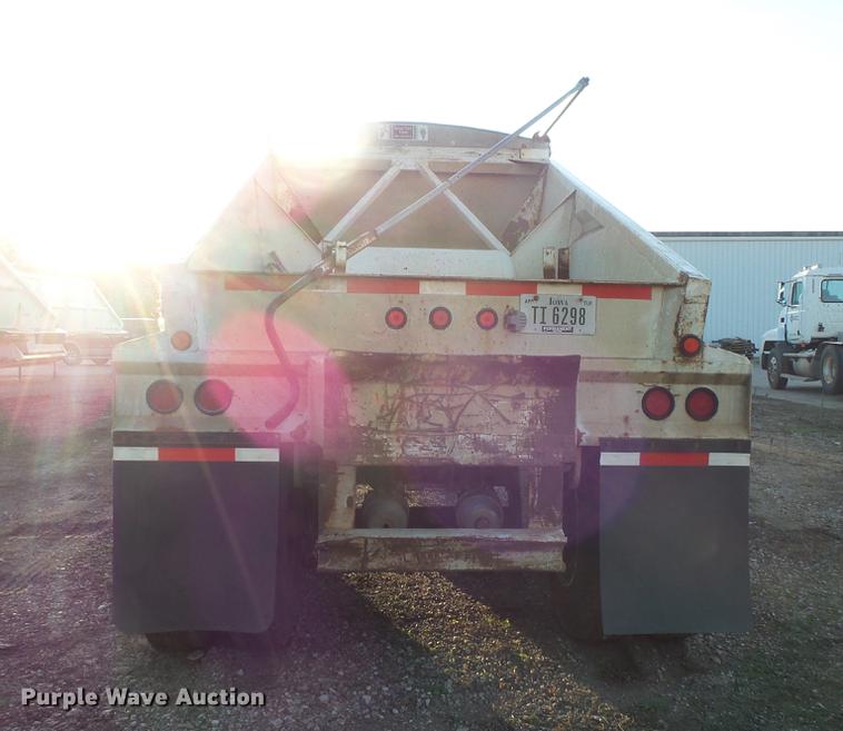 image for item DB8076 1999 bottom dump trailer
