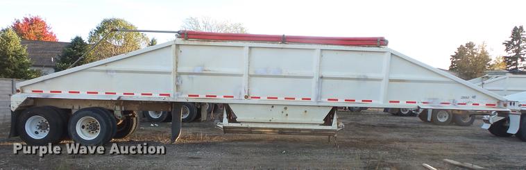 image for item DB8076 1999 bottom dump trailer