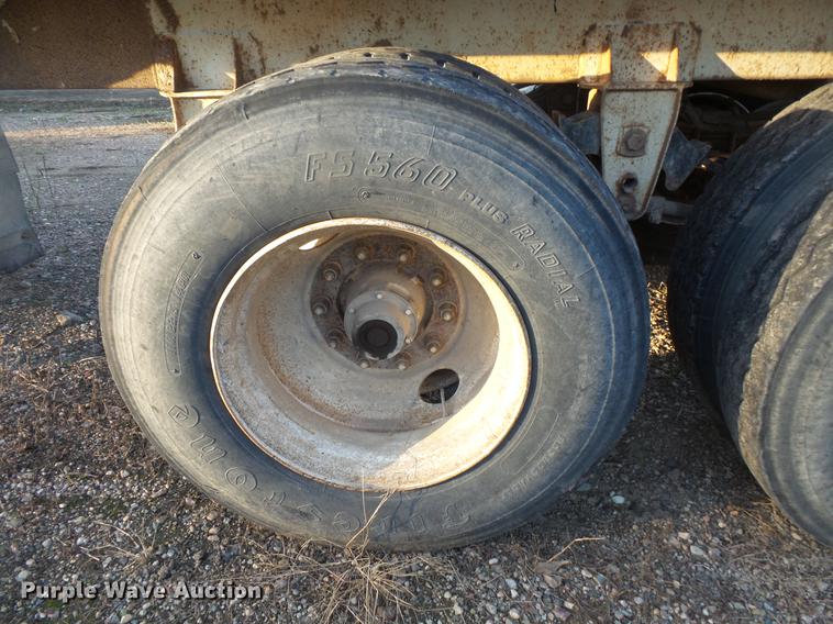 image for item DB8076 1999 bottom dump trailer