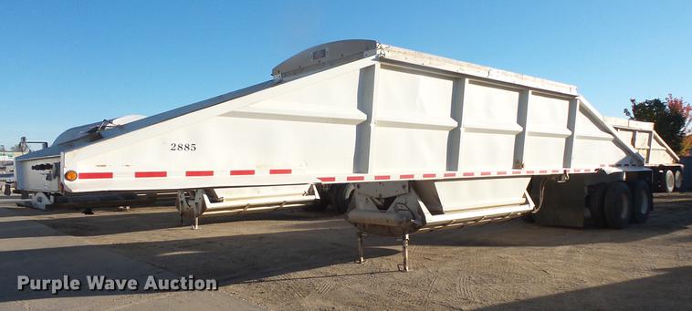image for item DB8077 1999 Corn Belt bottom dump trailer