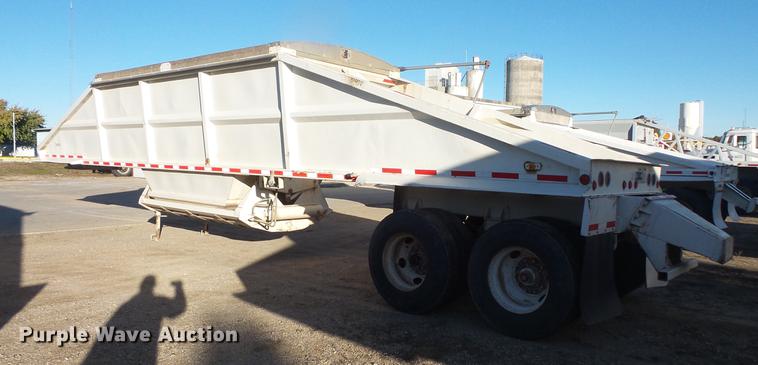 image for item DB8077 1999 Corn Belt bottom dump trailer