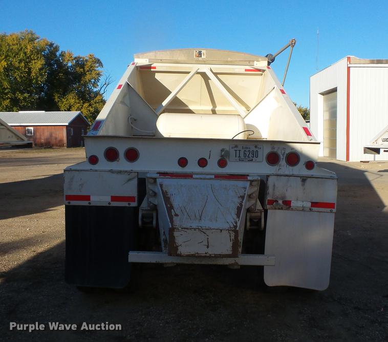 image for item DB8077 1999 Corn Belt bottom dump trailer