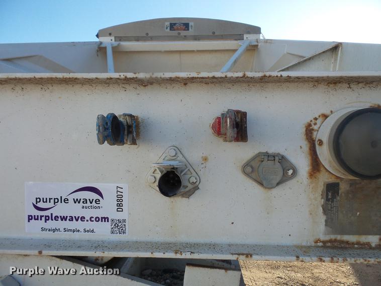 image for item DB8077 1999 Corn Belt bottom dump trailer