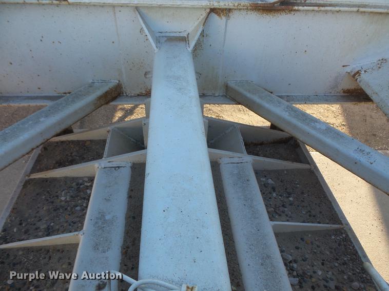 image for item DB8077 1999 Corn Belt bottom dump trailer
