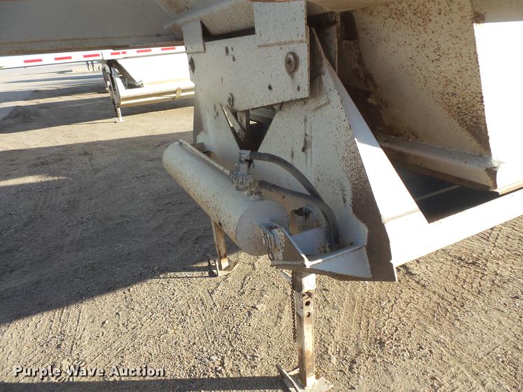 image for item DB8077 1999 Corn Belt bottom dump trailer