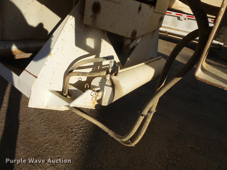 image for item DB8077 1999 Corn Belt bottom dump trailer