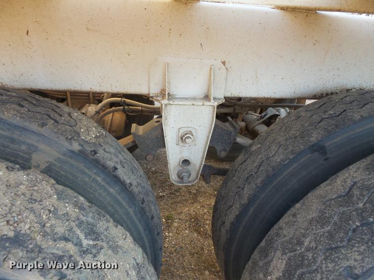 image for item DB8077 1999 Corn Belt bottom dump trailer