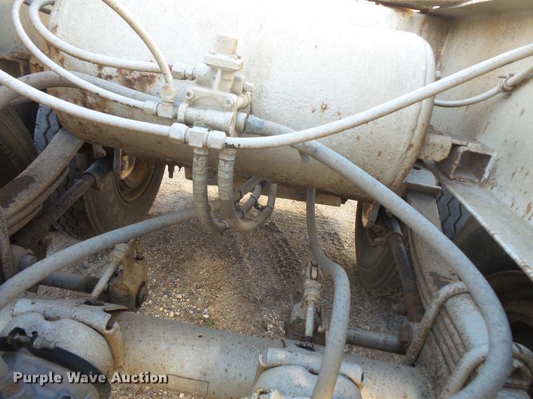 image for item DB8077 1999 Corn Belt bottom dump trailer