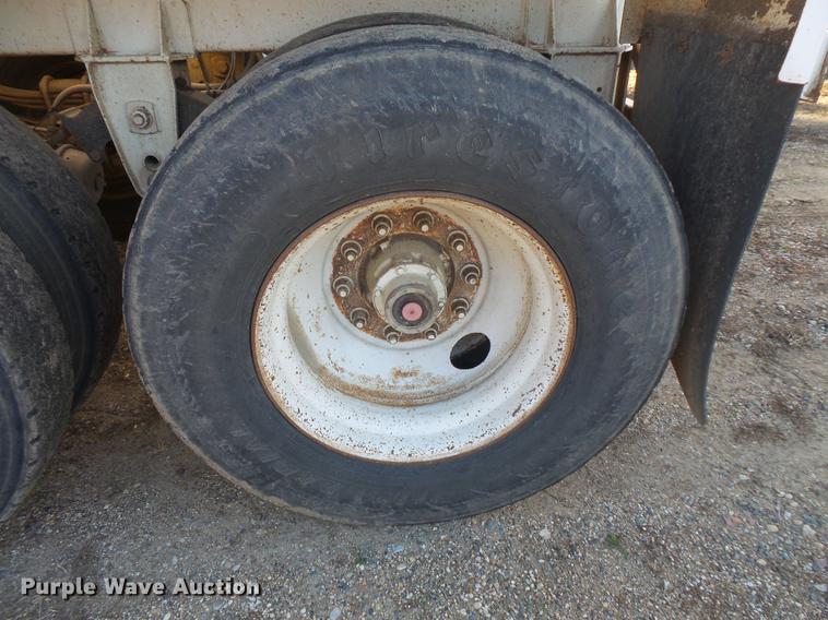 image for item DB8077 1999 Corn Belt bottom dump trailer