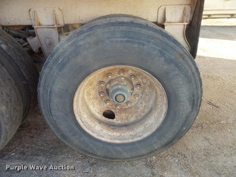 image for item DB8077 1999 Corn Belt bottom dump trailer