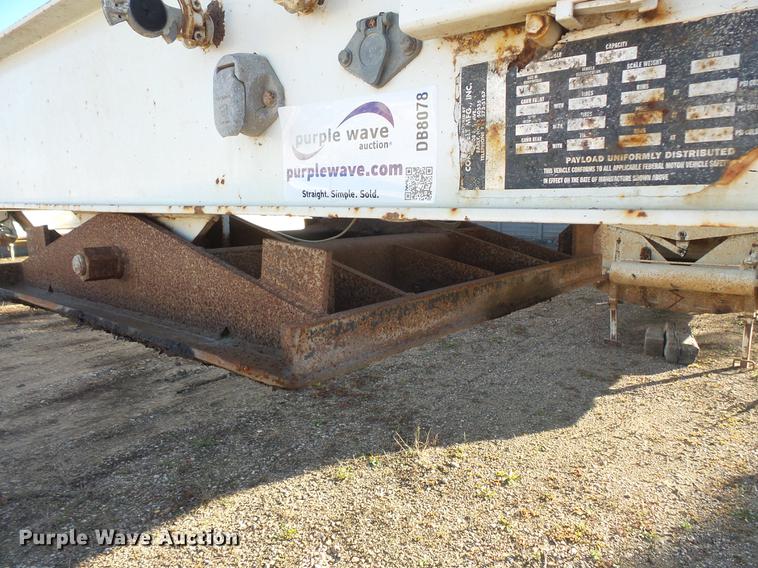 image for item DB8078 1999 Corn Belt bottom dump trailer