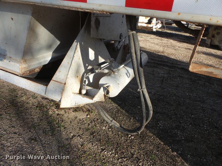 image for item DB8078 1999 Corn Belt bottom dump trailer