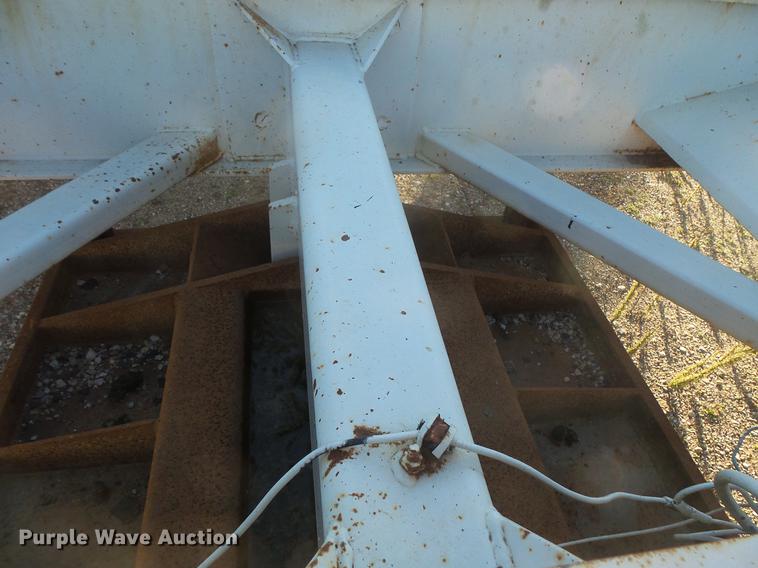 image for item DB8078 1999 Corn Belt bottom dump trailer