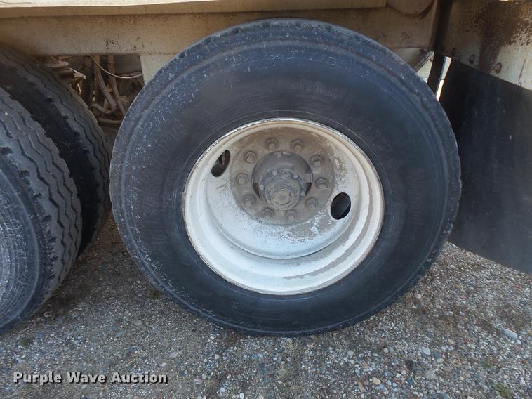 image for item DB8079 1994 Load King bottom dump trailer