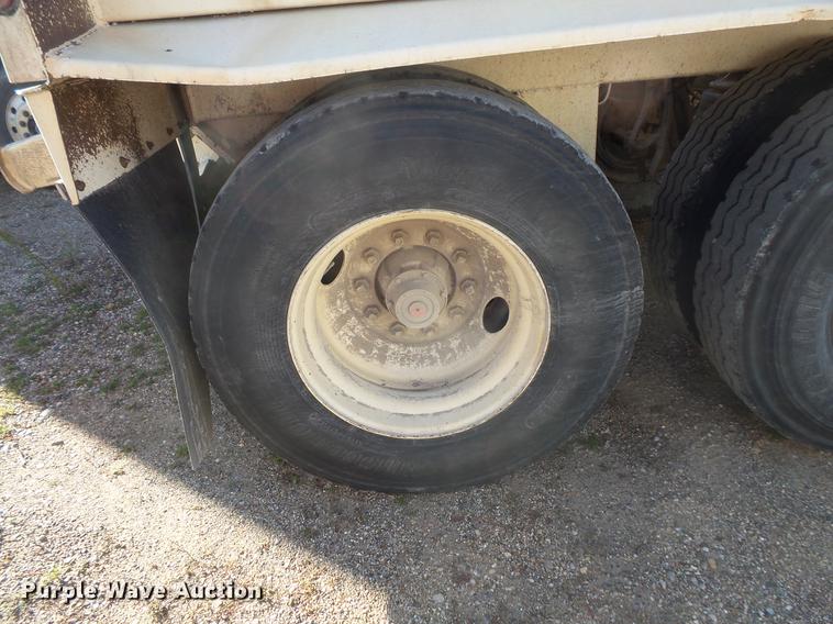 image for item DB8079 1994 Load King bottom dump trailer