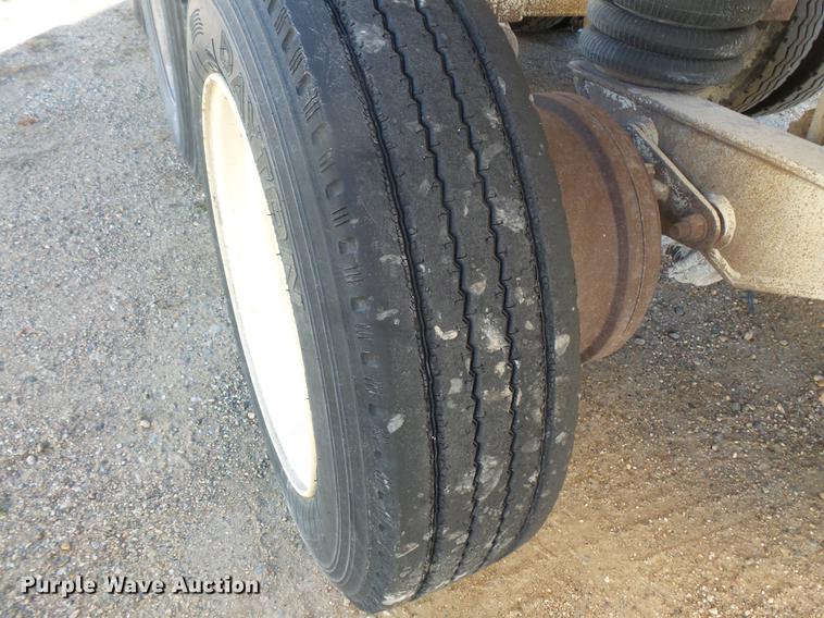 image for item DB8079 1994 Load King bottom dump trailer