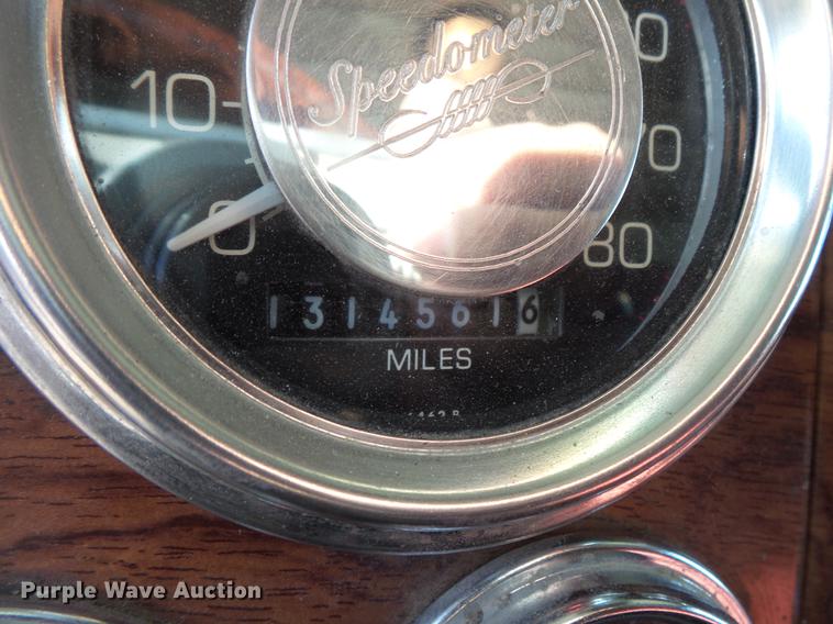 image for item DB8080 1997 Peterbilt 379 semi truck