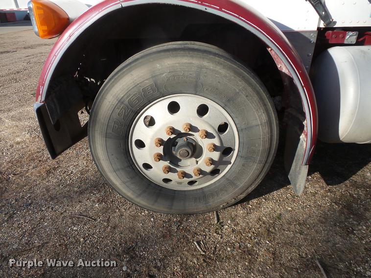 image for item DB8080 1997 Peterbilt 379 semi truck